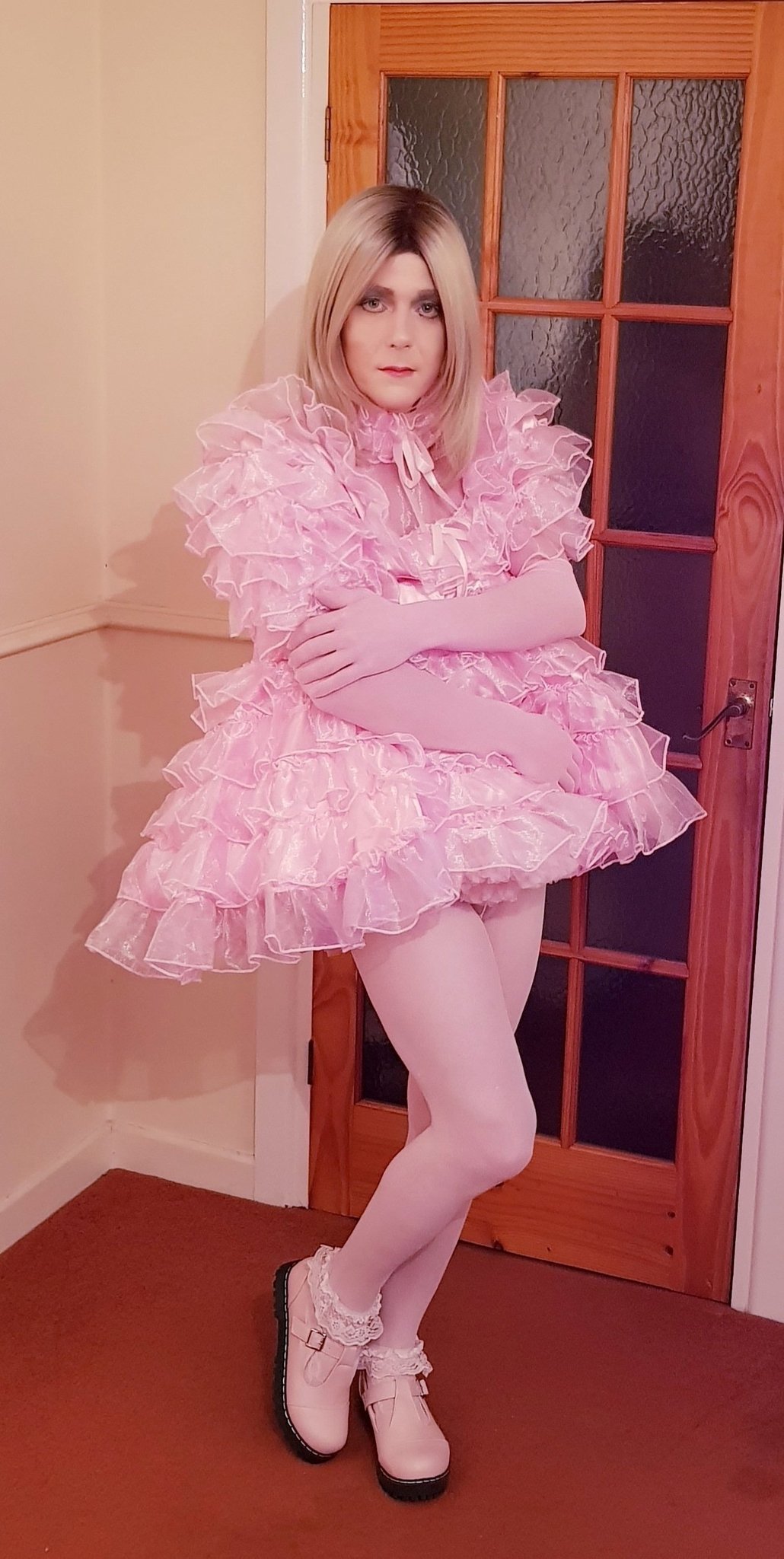 Expose A Sissy - Sissy Karen